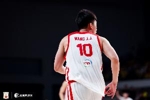 替补出战！王俊杰半场8分钟3中1拿到3分3板 正负值+13